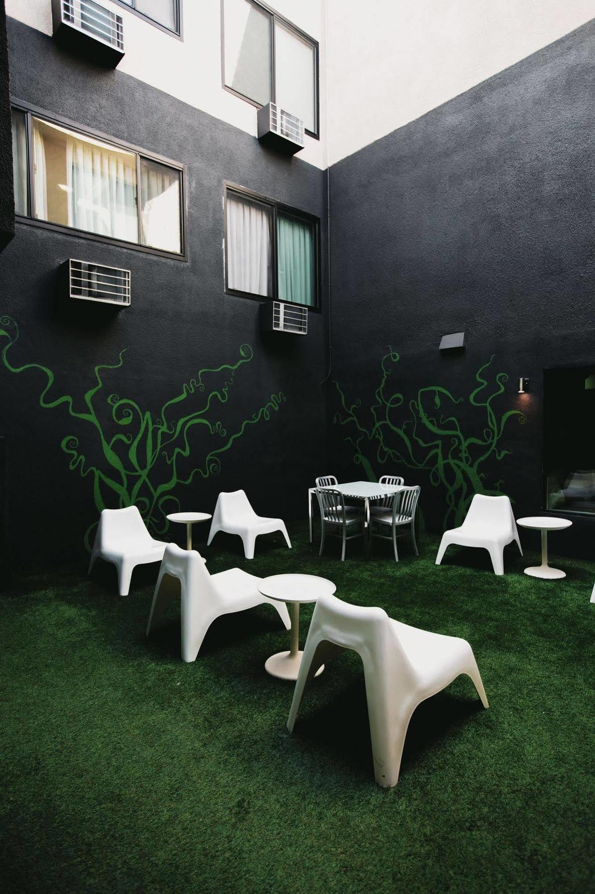 Shelter Angeles Los Angeles
